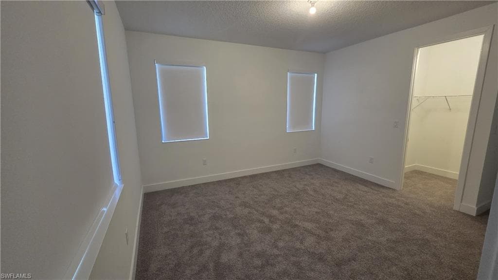 5243 Nevola AVE-15