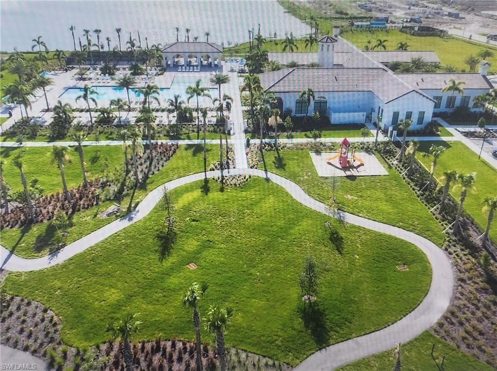 5243 Nevola AVE-20