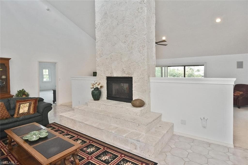 7226 Hendry Creek DR-8