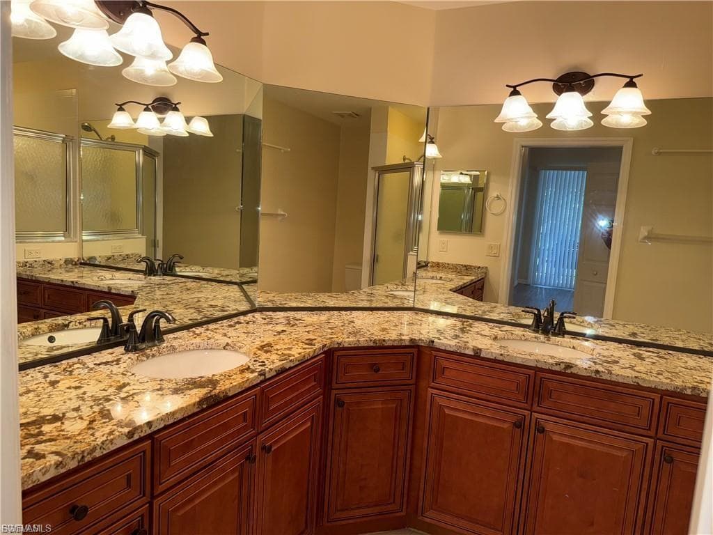 14860 Crystal Cove CT 304-8