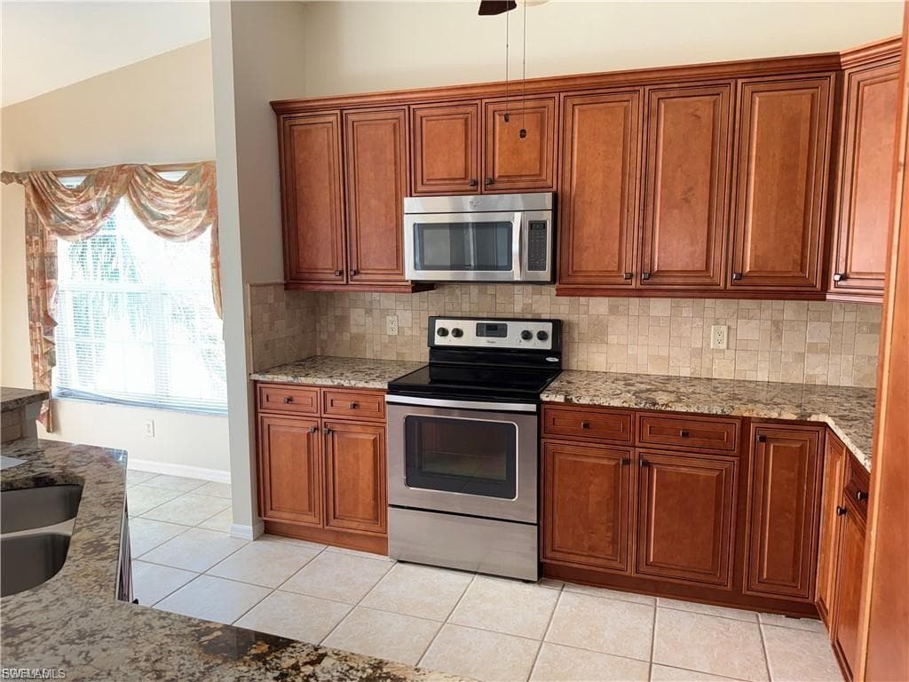 14860 Crystal Cove CT 304-7