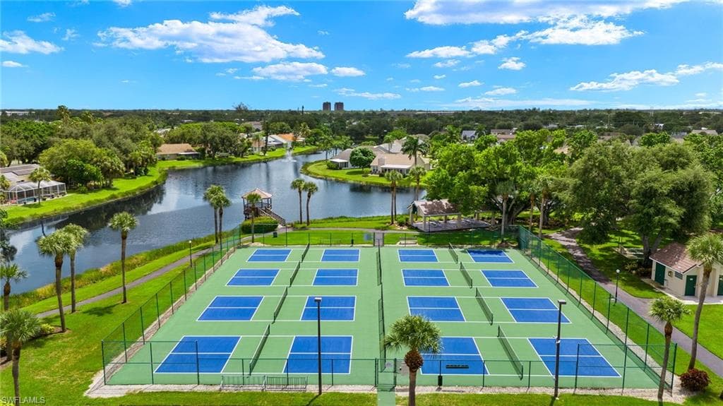 14860 Crystal Cove CT 304-24