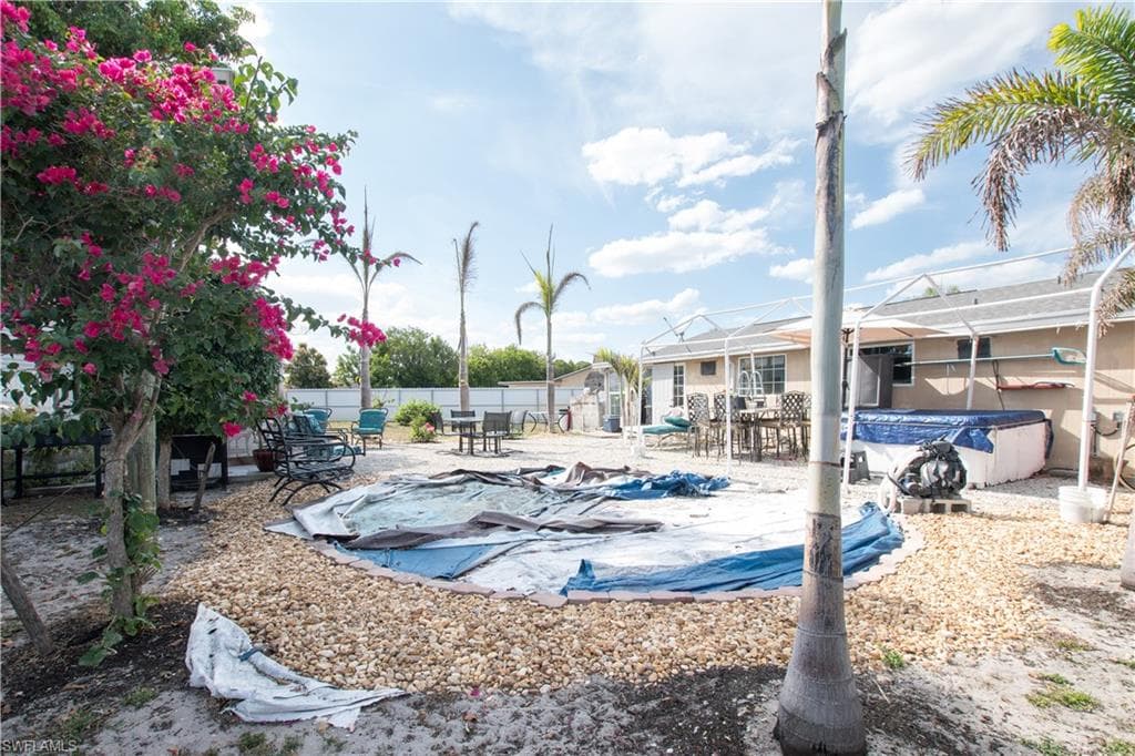 109 Durland AVE-30