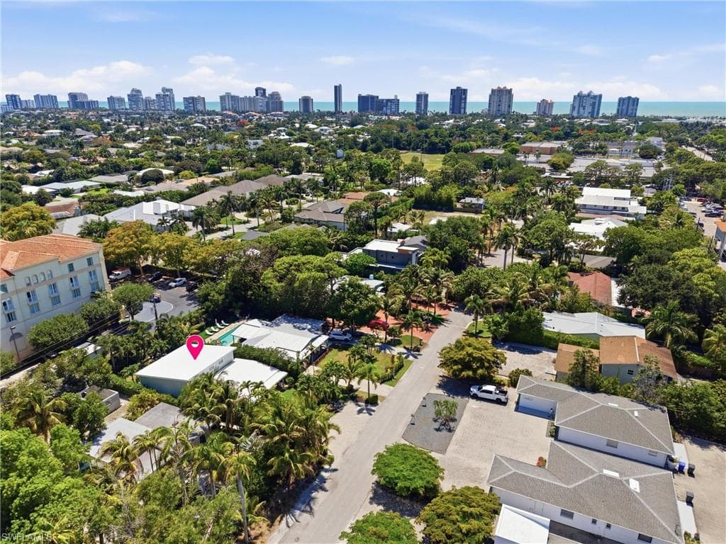 840 Myrtle TER-41
