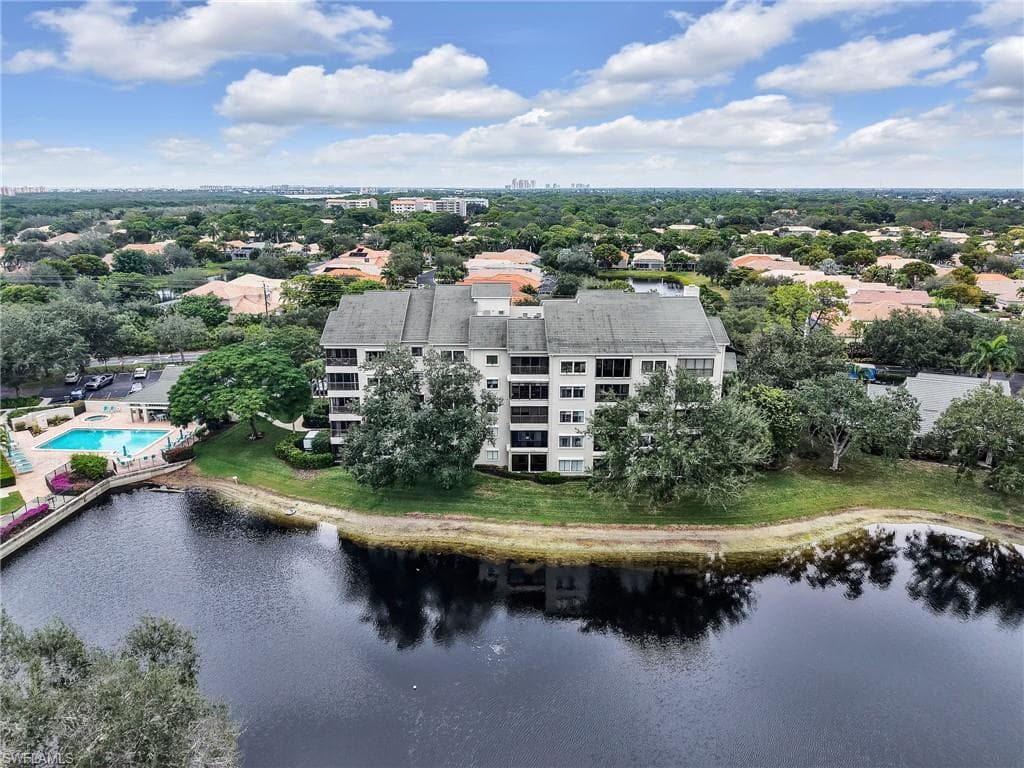 900 Arbor Lake DR 9-103-22