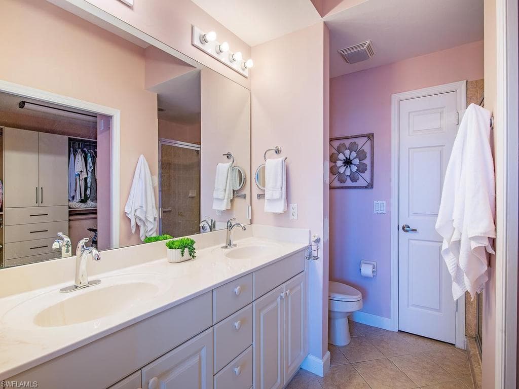 3049 Driftwood WAY 3803-7