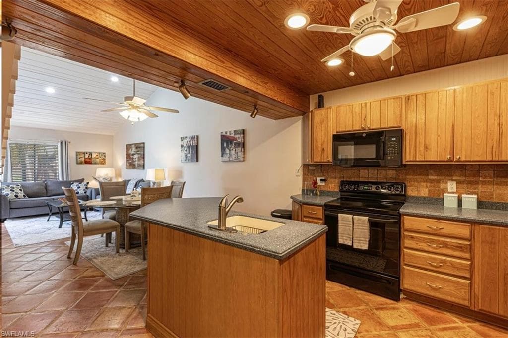 12964 Elm Creek CT-7