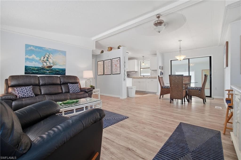 112 Cardinal CT-5