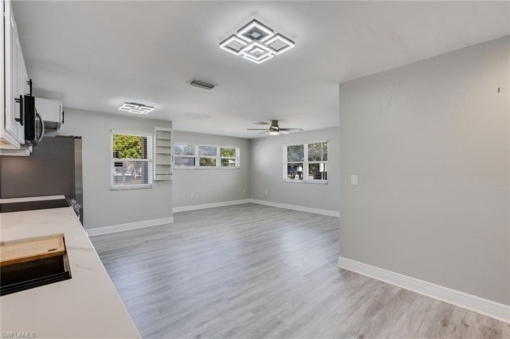4855 West DR-8