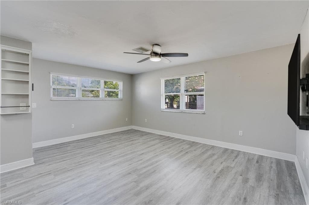 4855 West DR-3