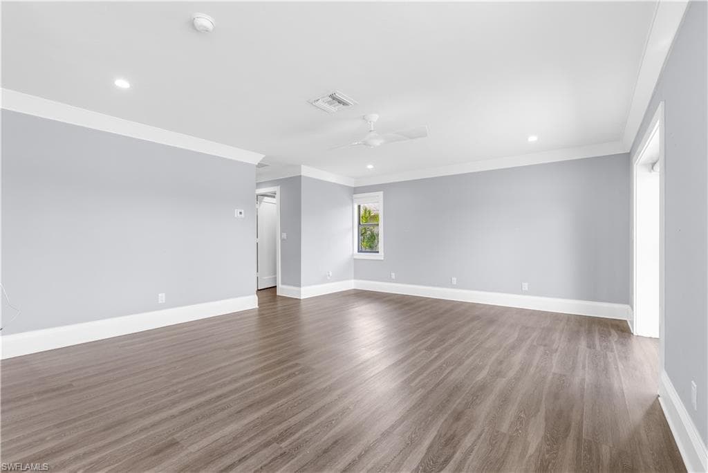 9882 Campbell CIR-31