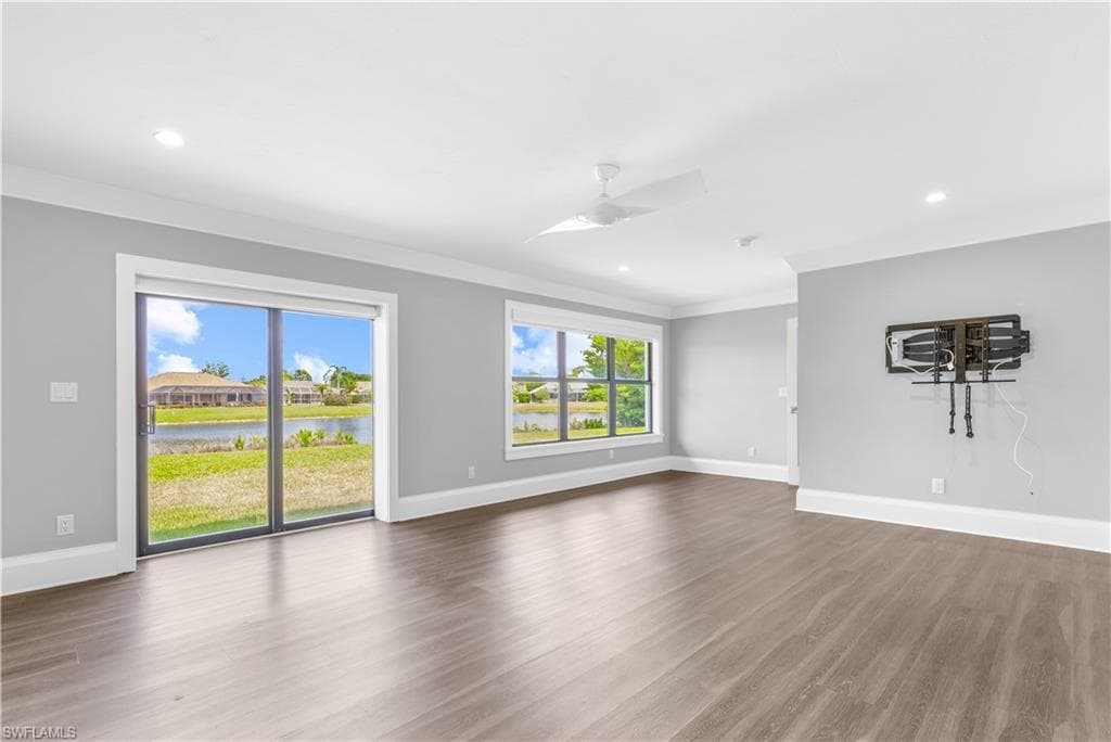 9882 Campbell CIR-32