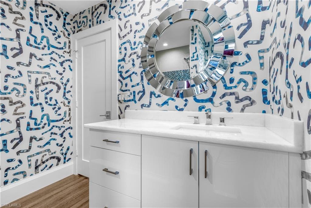 9882 Campbell CIR-18