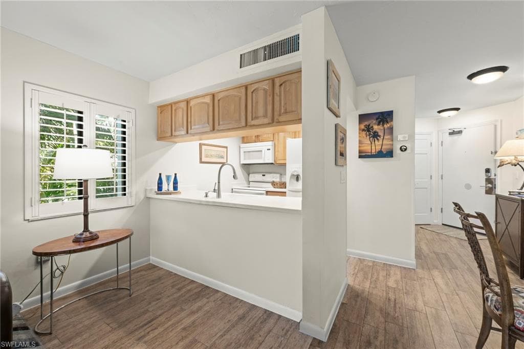 3114 Tennis Villas-17