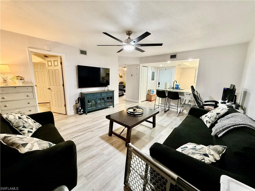 2133 Golfside Village DR-7