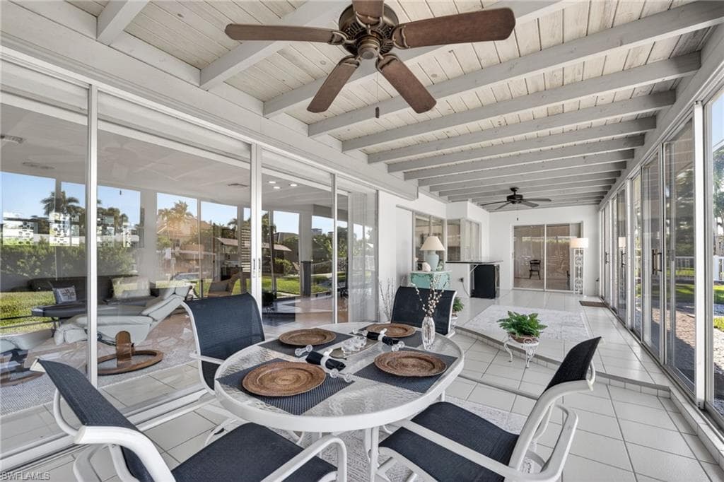 397 Parkway CT-22