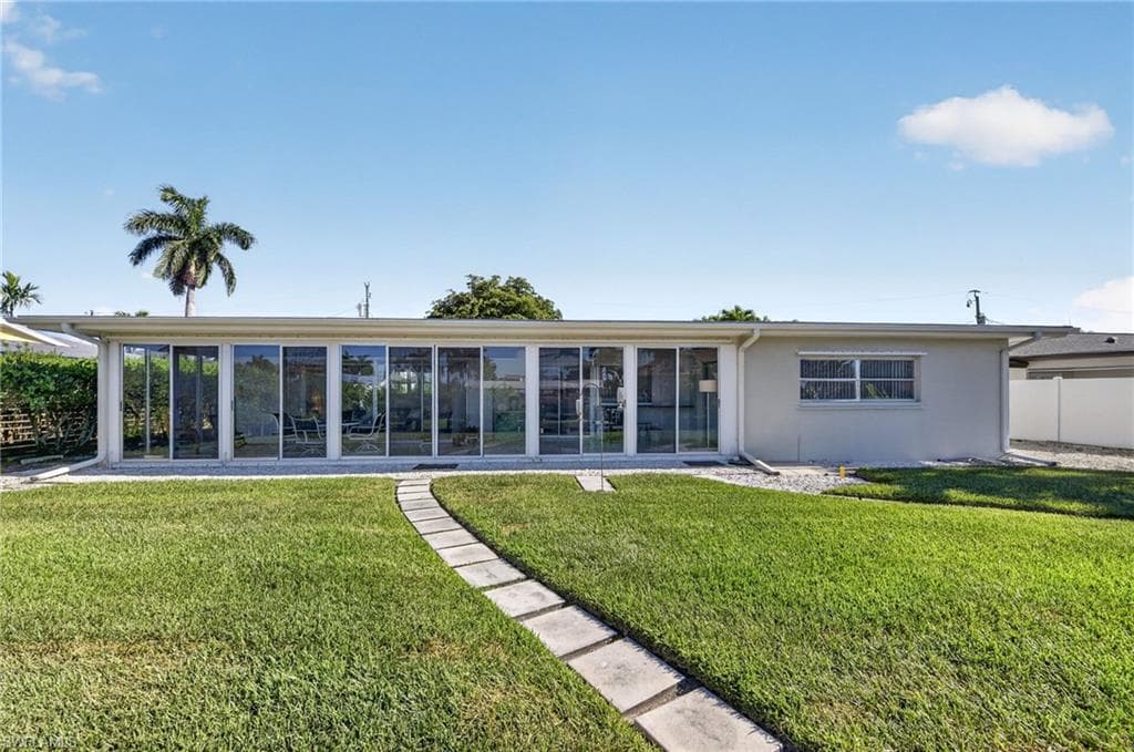 397 Parkway CT-37