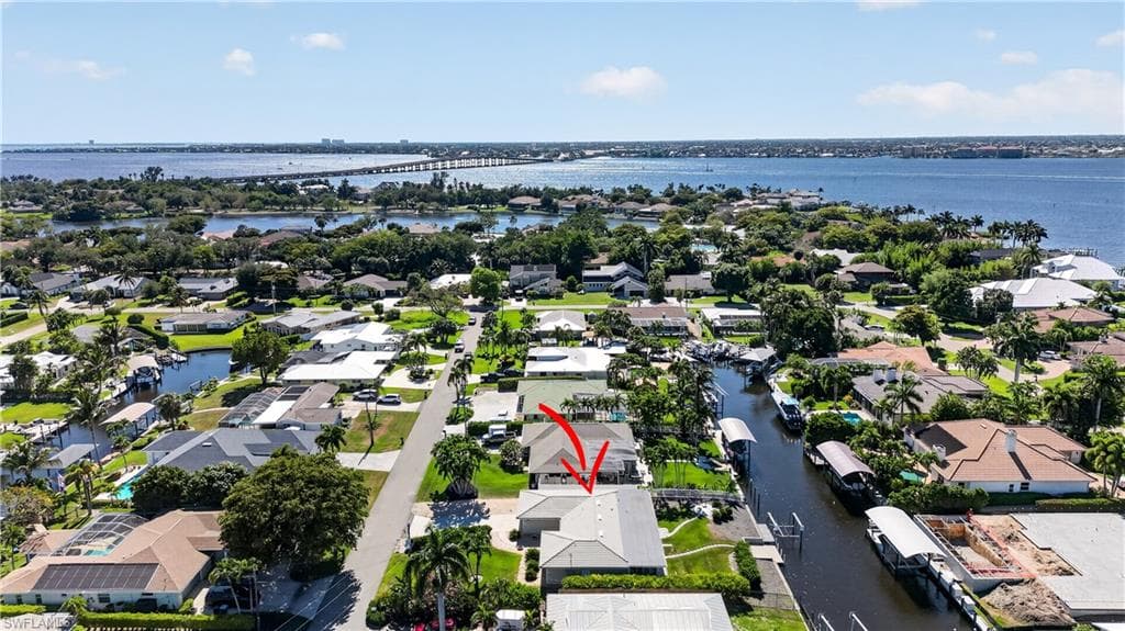 397 Parkway CT-47