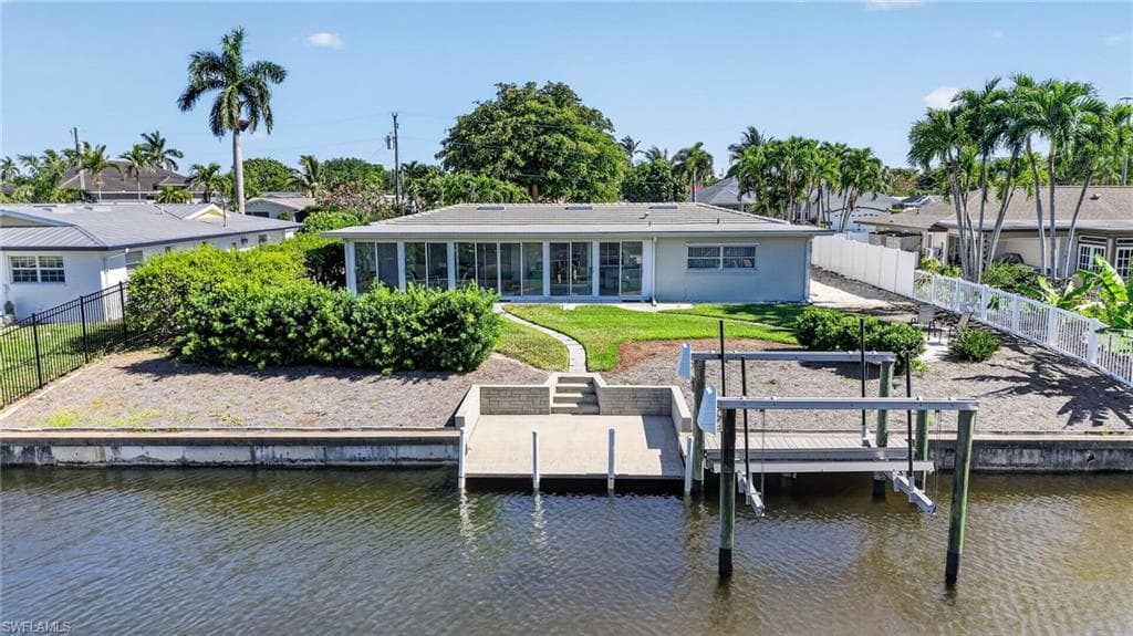 397 Parkway CT-39
