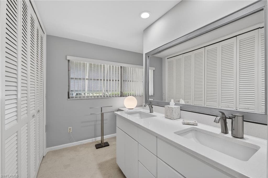 397 Parkway CT-30