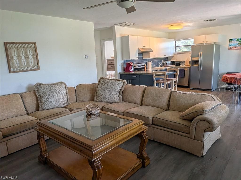 27599 Lime ST-13