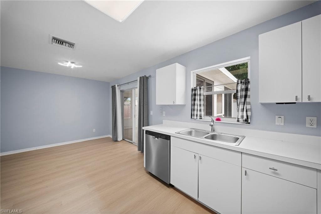 15624 sunny crest LN-15