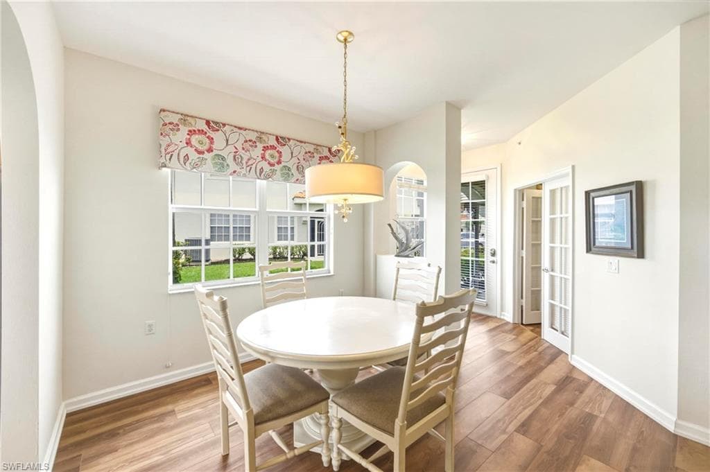 3053 Driftwood WAY 3907-2