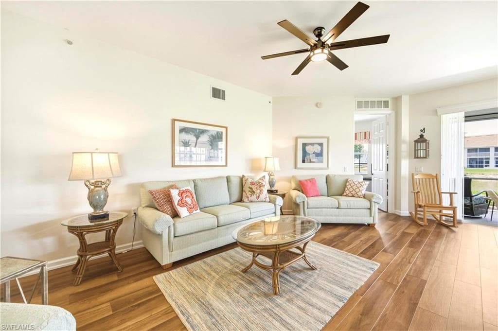 3053 Driftwood WAY 3907-4
