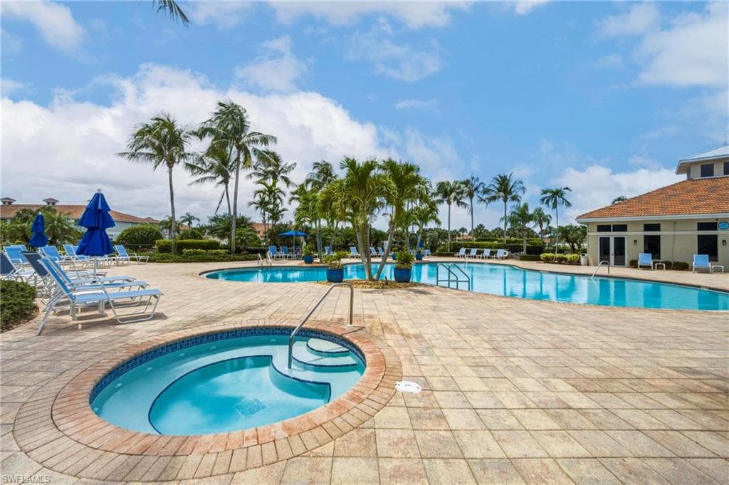 3053 Driftwood WAY 3907-33