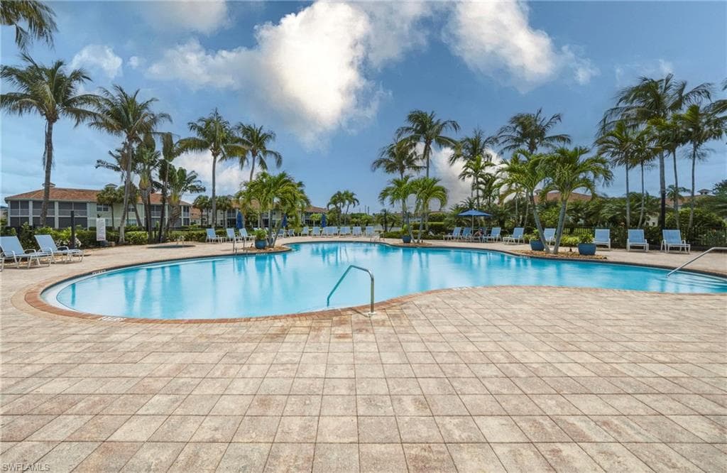 3053 Driftwood WAY 3907-32