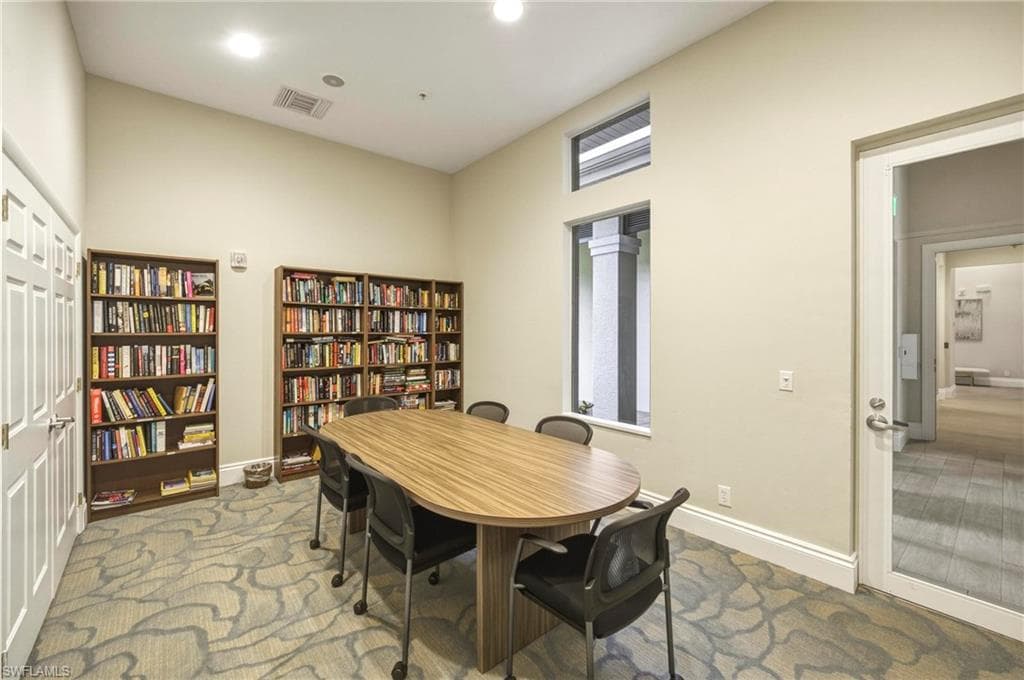 3053 Driftwood WAY 3907-36
