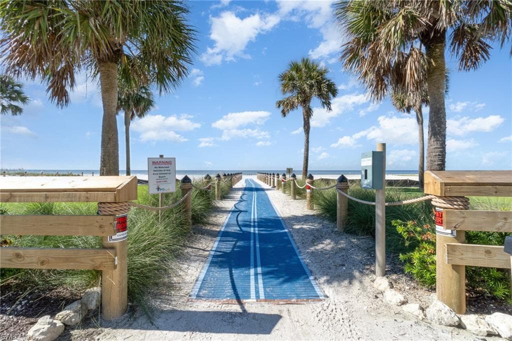 2810 Estero BLVD 511-27