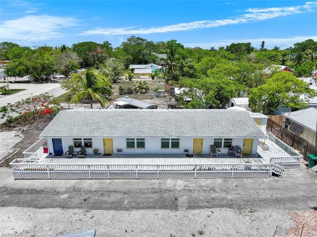 407 Mango AVE 1-18
