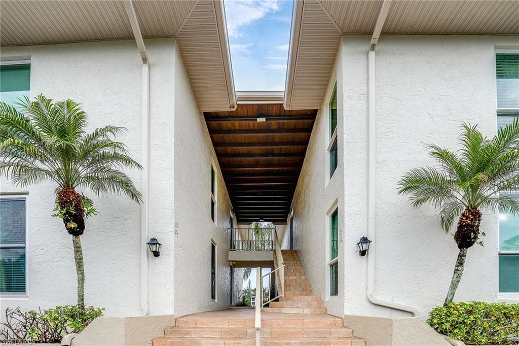 84 Georgetown BLVD 84-16