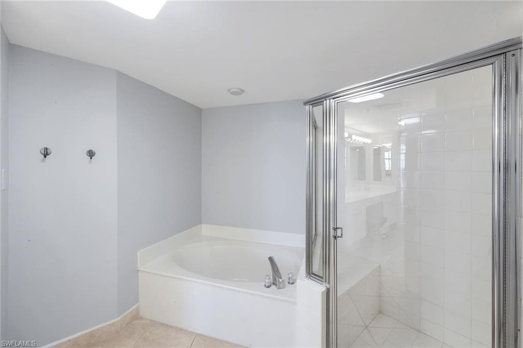 980 Cape Marco DR 1602-16