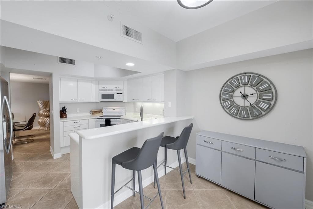 980 Cape Marco DR 1602-9