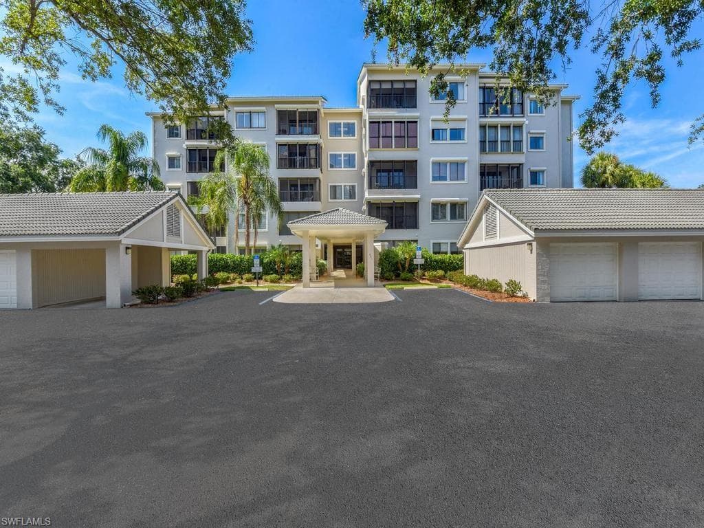 201 Arbor Lake DR 404-29