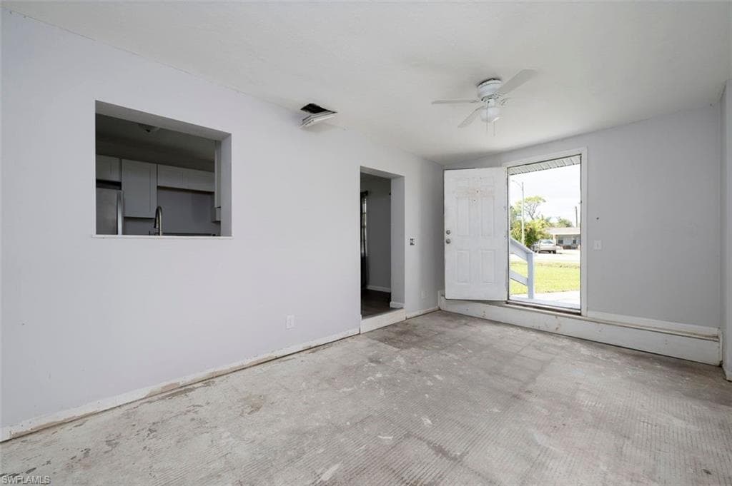 4631 New Haven DR-17
