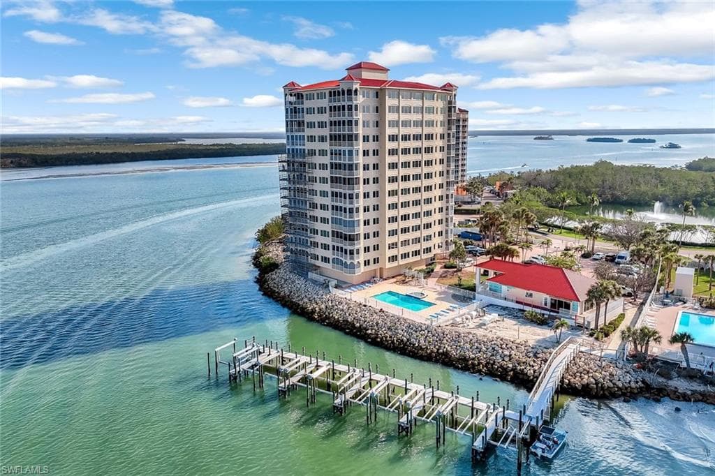 8751 Estero BLVD 1202-4