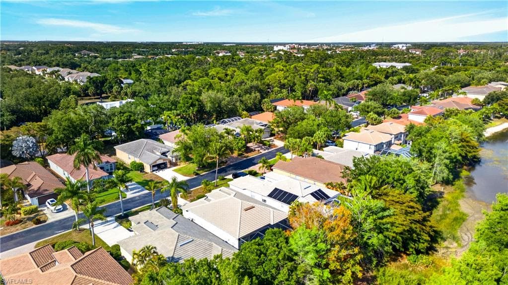 9863 Colonial WALK N-35