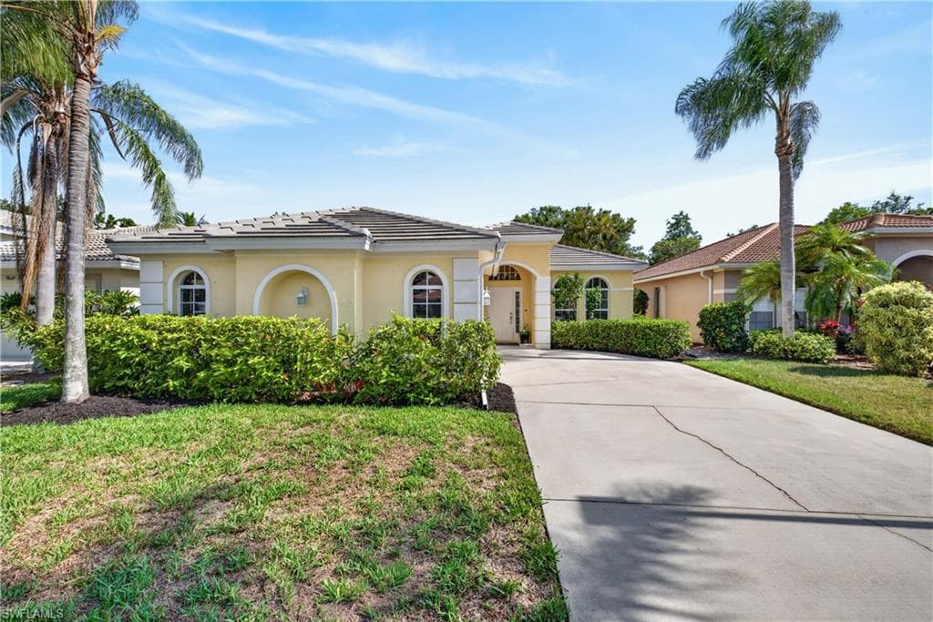 9863 Colonial WALK N-33