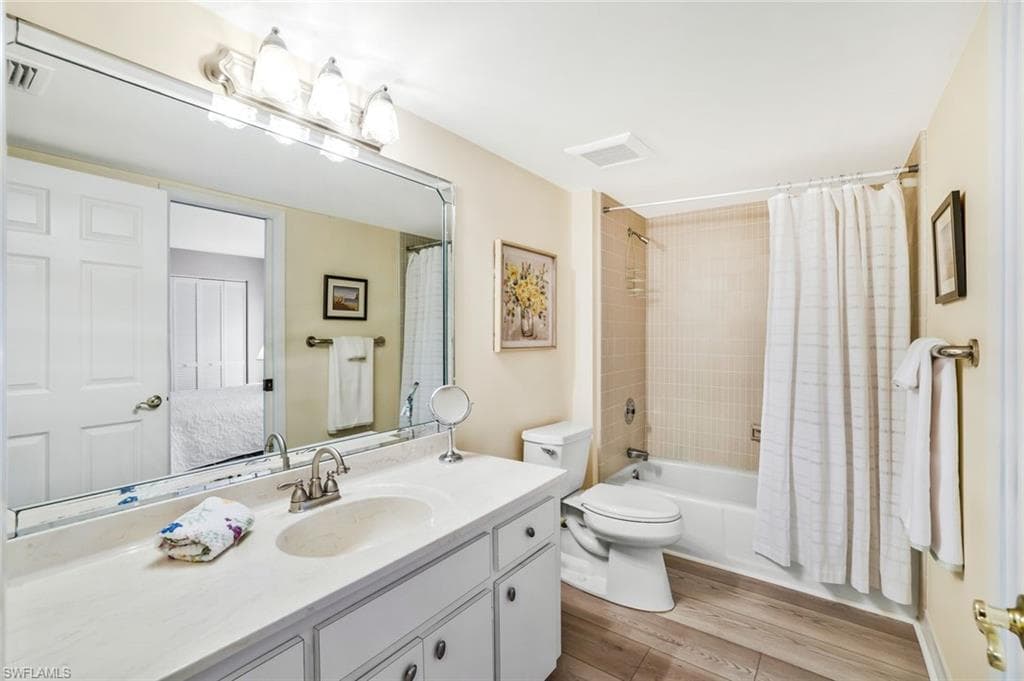 1111 Wildwood LN 1111-11
