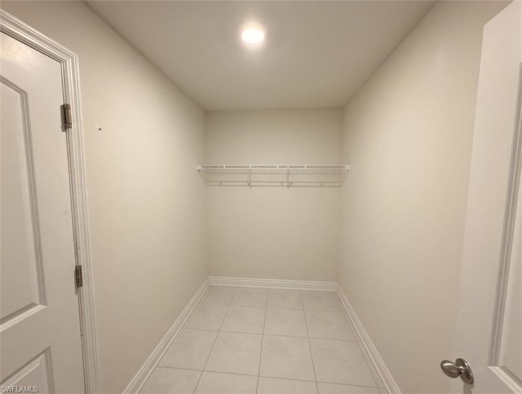 2207 NW 21st AVE-9