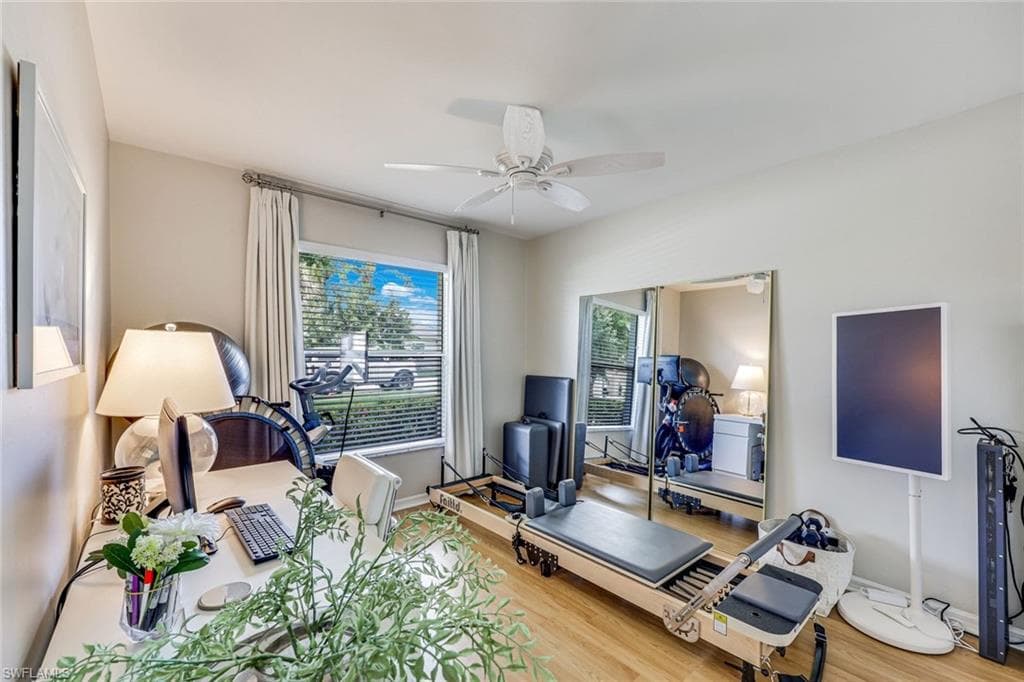 156 Stanhope CIR-19