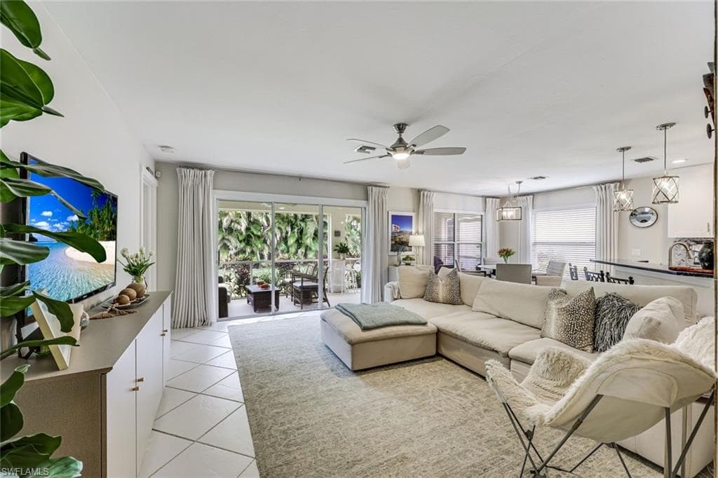 156 Stanhope CIR-20