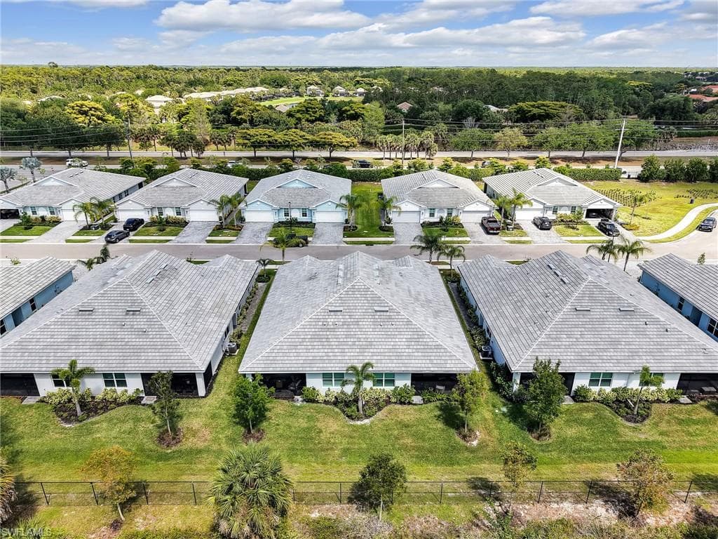 21904 Milan Villas LN-27