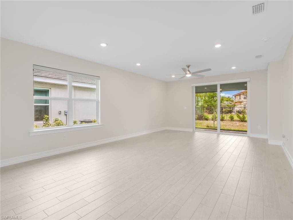 21900 Milan Villas LN-5