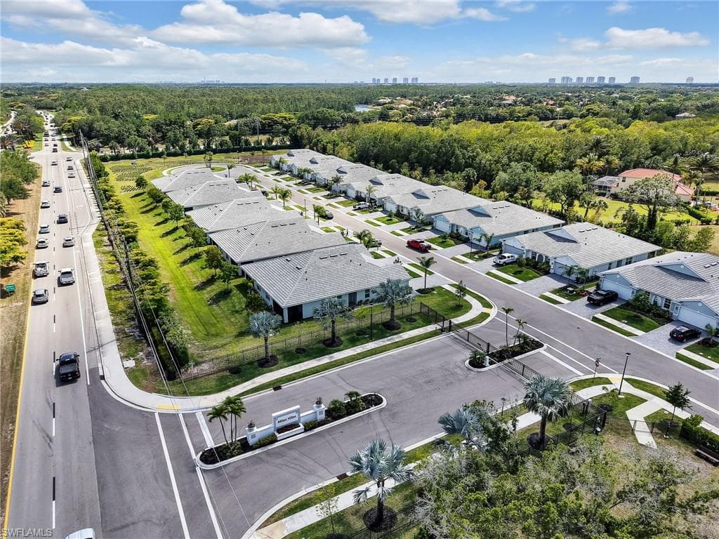 21900 Milan Villas LN-30