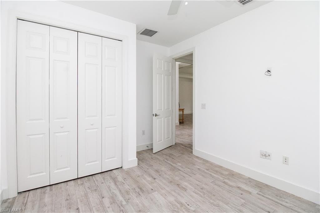 1371 Michigan AVE-32