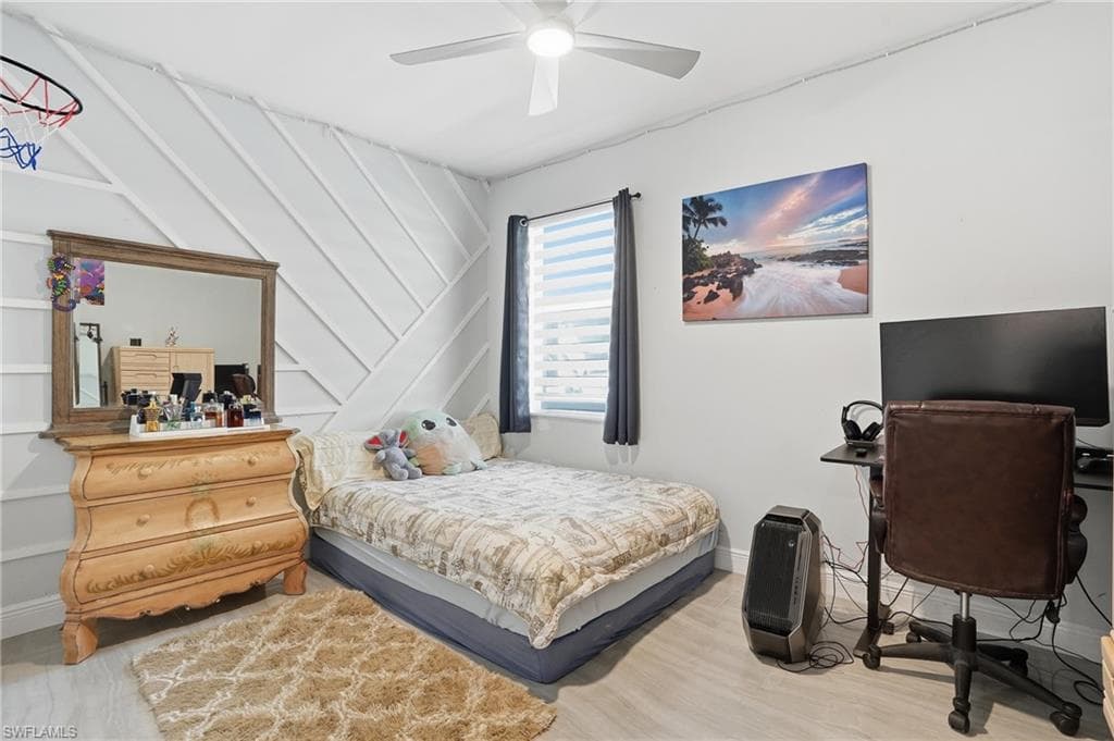 20230 Trailside DR-31